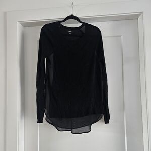 RUDSAK Black Long Sleeve Women's Top